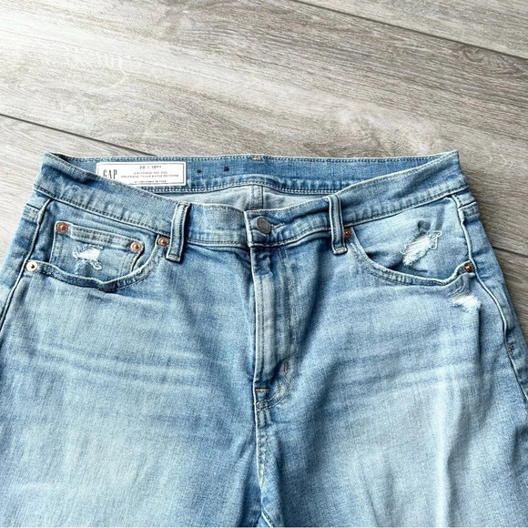 Gap Mid Rise  Girlfriend Jeans With Washwell In Light Destroyed Jeans - Picture 10 of 15